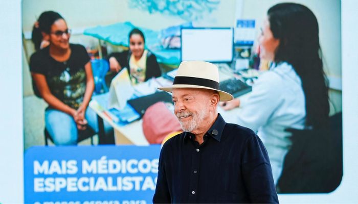 Lula responsabiliza clã Bolsonaro por ataque dos EUA ao Pix e taxação